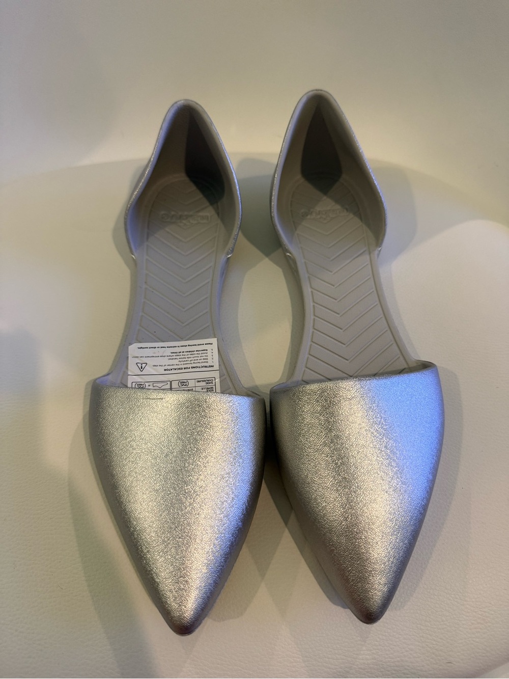 ☀️🌊 Native Metallic Silver Pointed Toe D'Orsay Flats - Women NWT